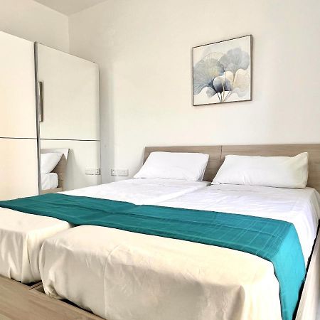 Condo With Patio Overlooking Piazza Gzira Экстерьер фото